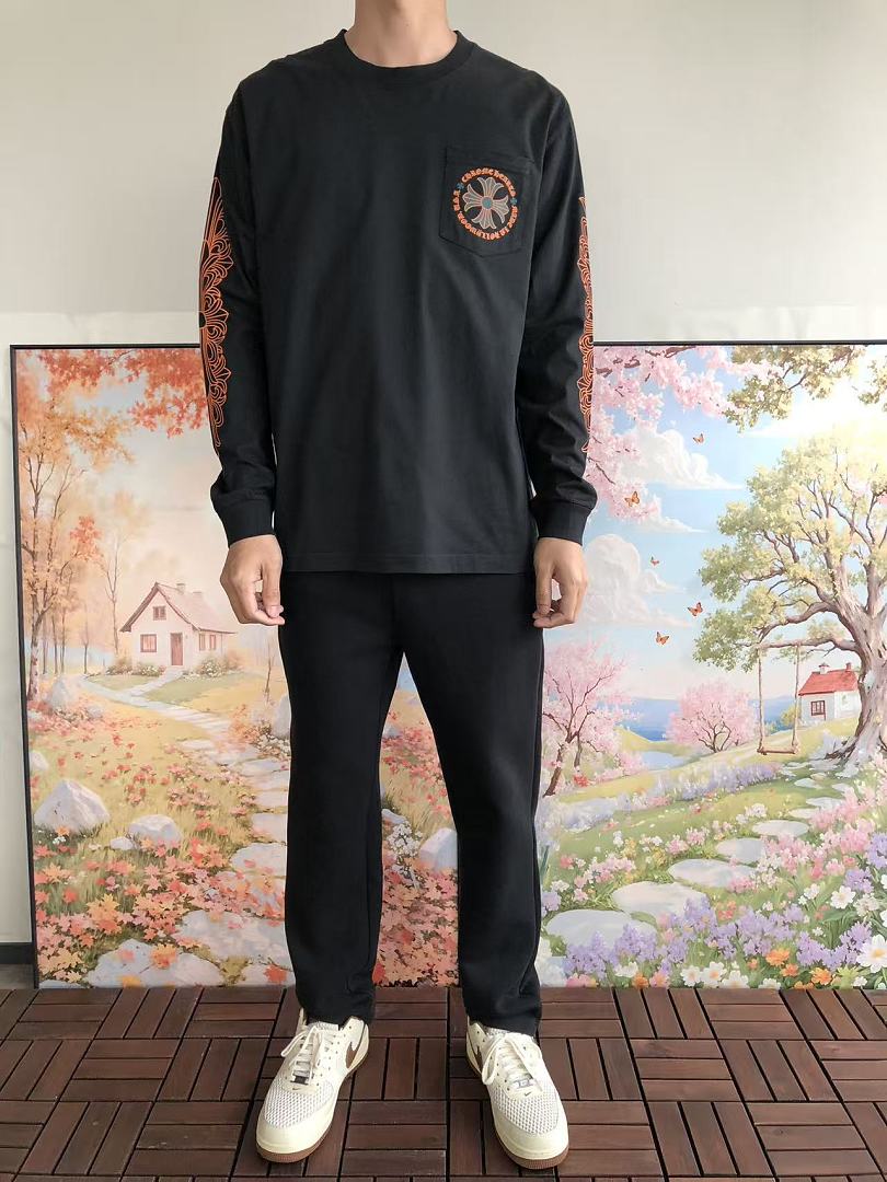 CH🔥OM🔥 HE🔥RTS LONG-SLEEVE