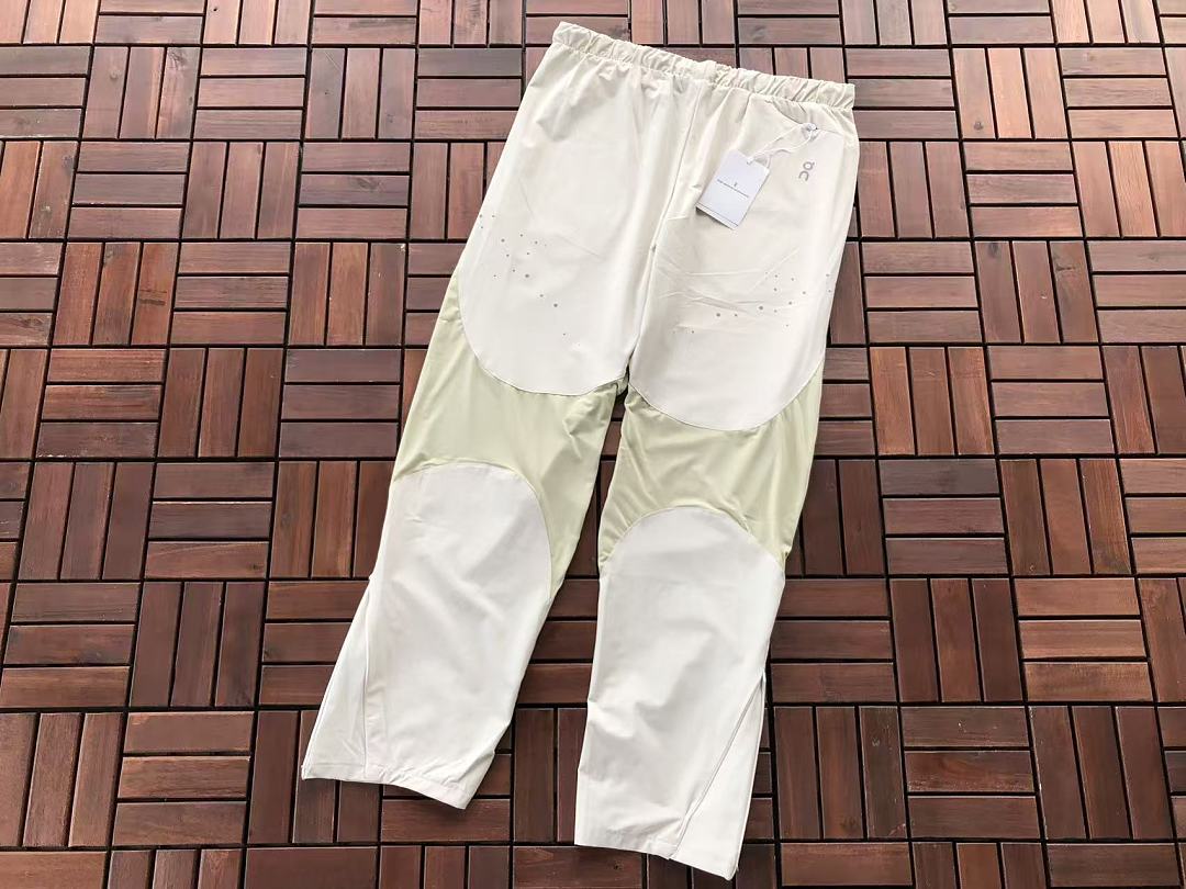 TOP ￥ 249 PANTS ￥ 219 ON RU🔥🔥I🔥G JACKET TROUSERS