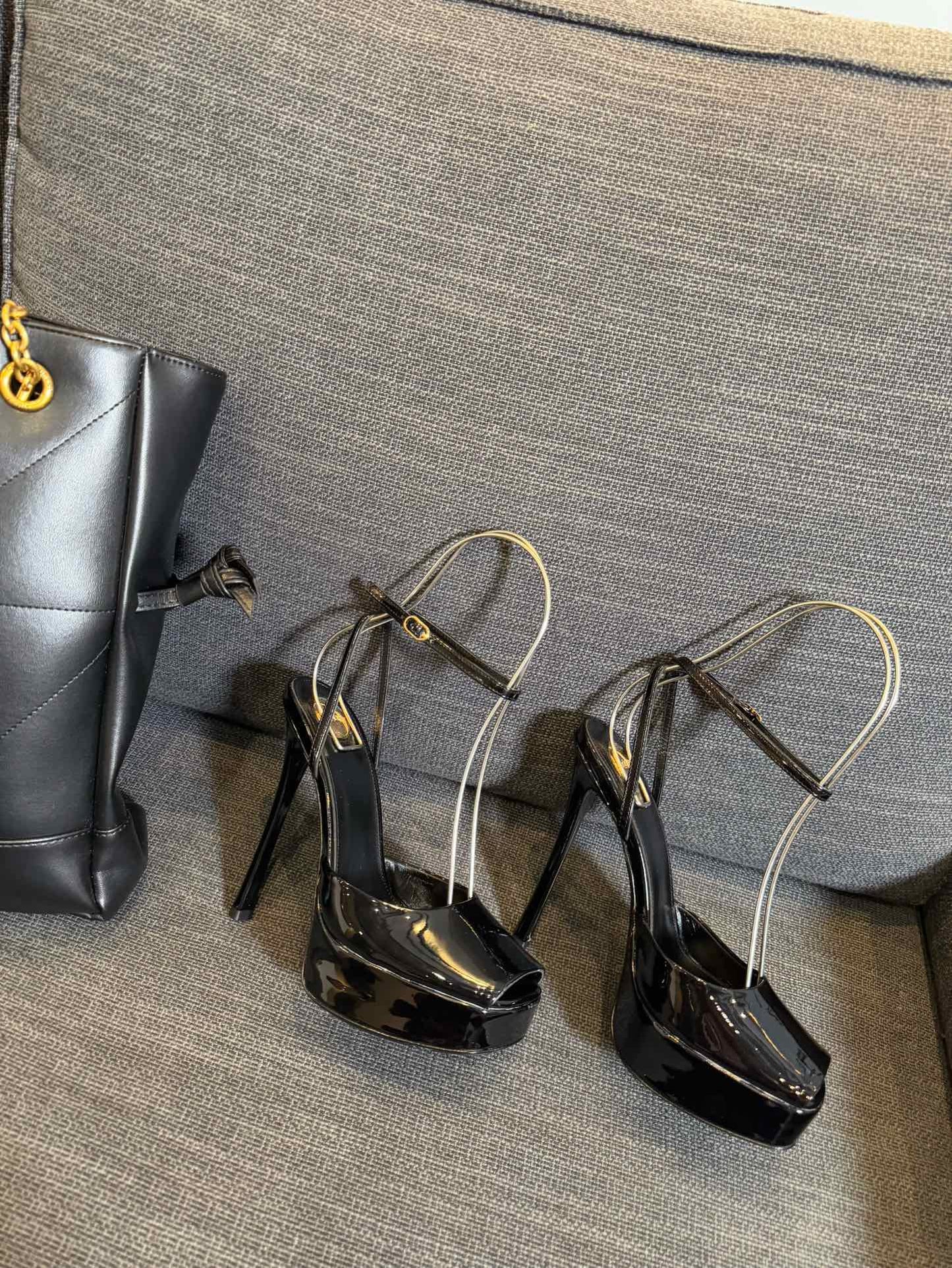 Saint Laurent