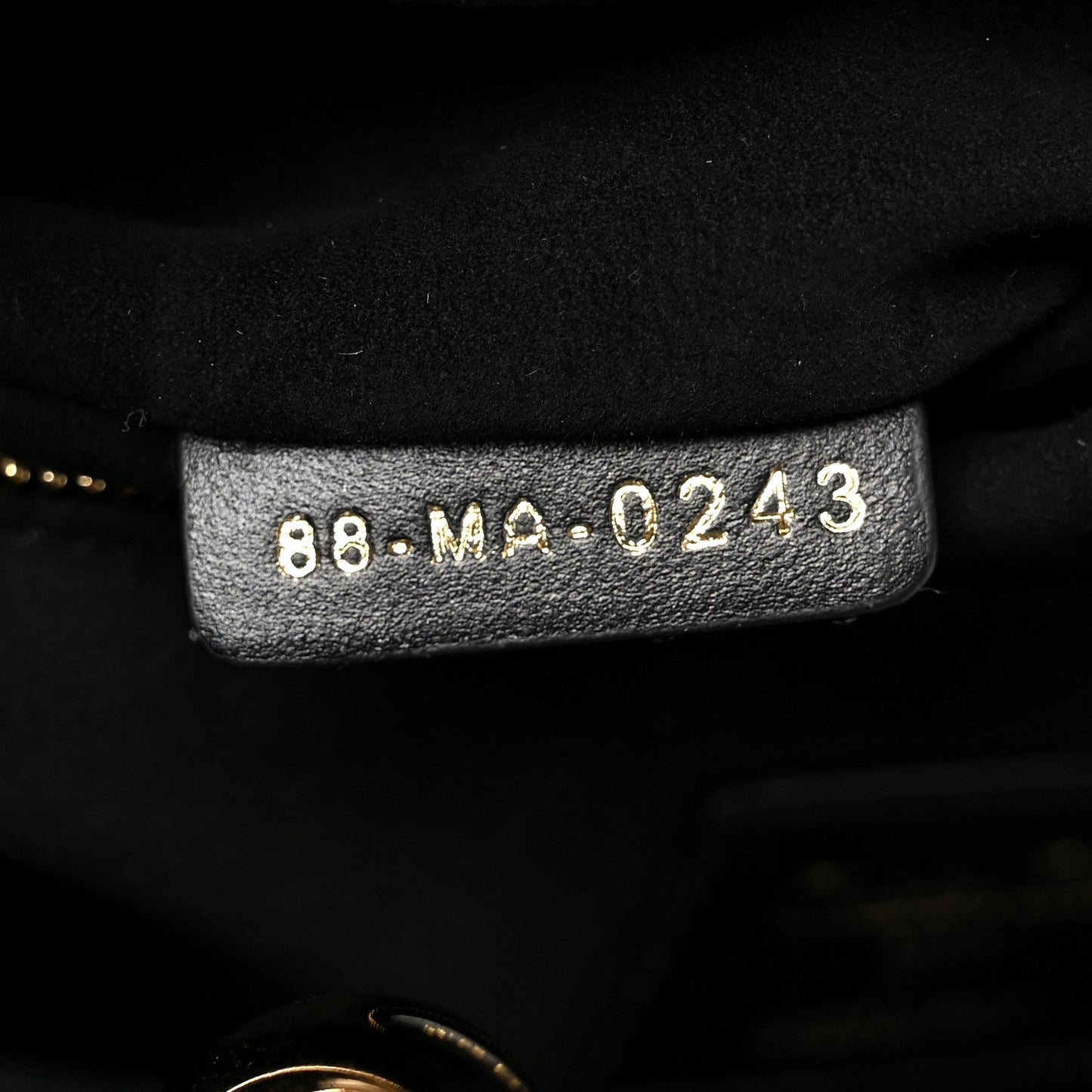 DIOR