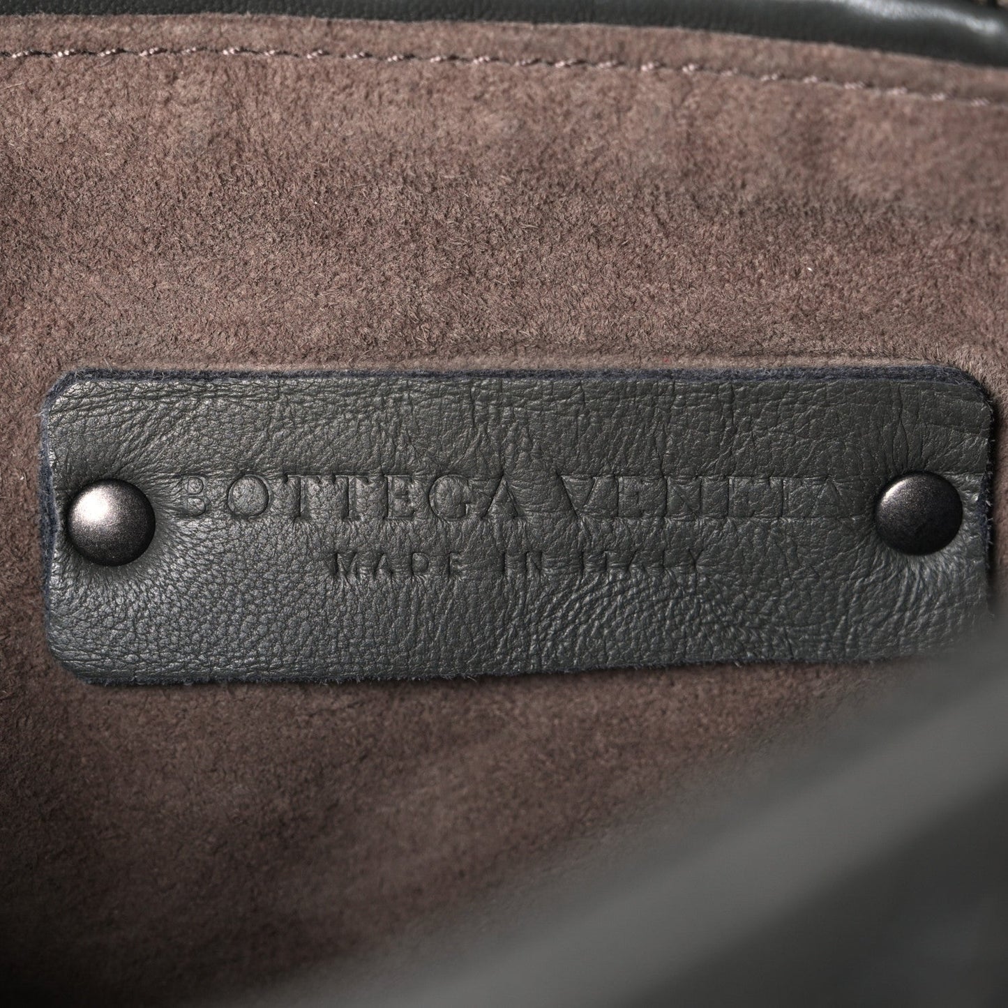 Nappa Intrecciato Nodini Crossbody Messenger New Light Grey