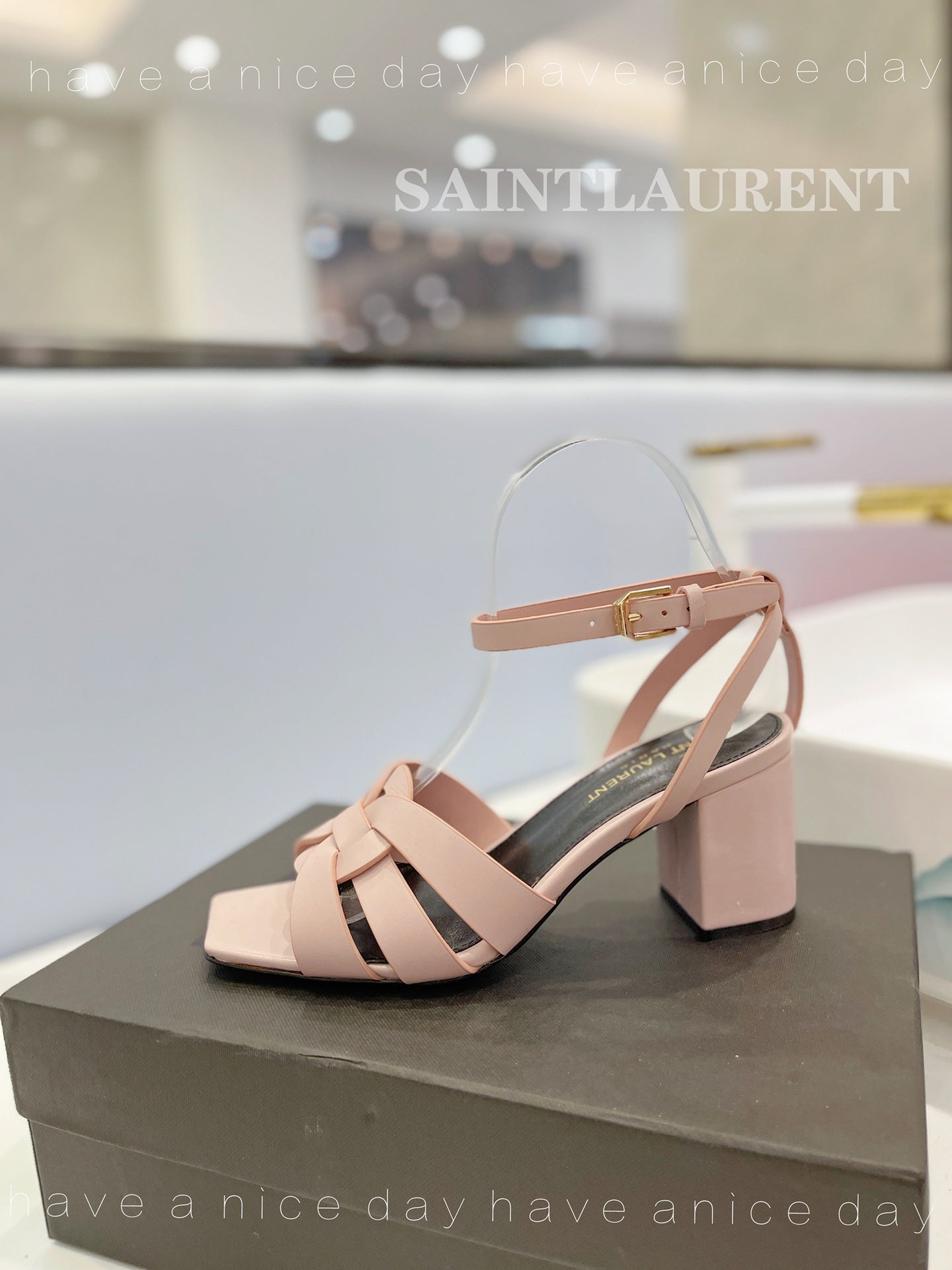 Saint Laurent