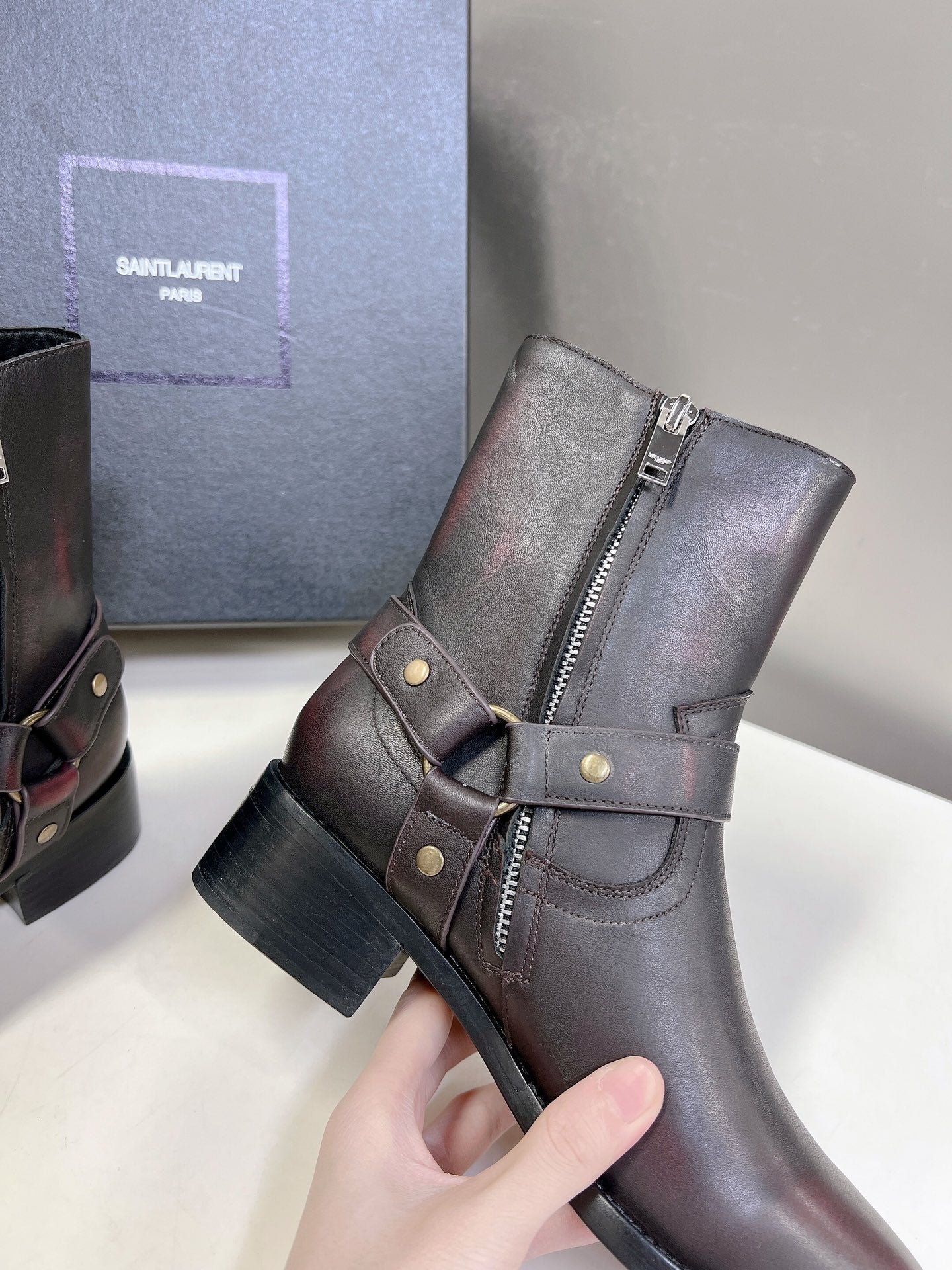 Saint Laurent