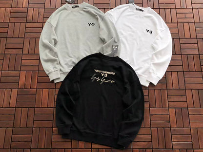 Y🔥 & 🔥DI🔥AS SWEATER