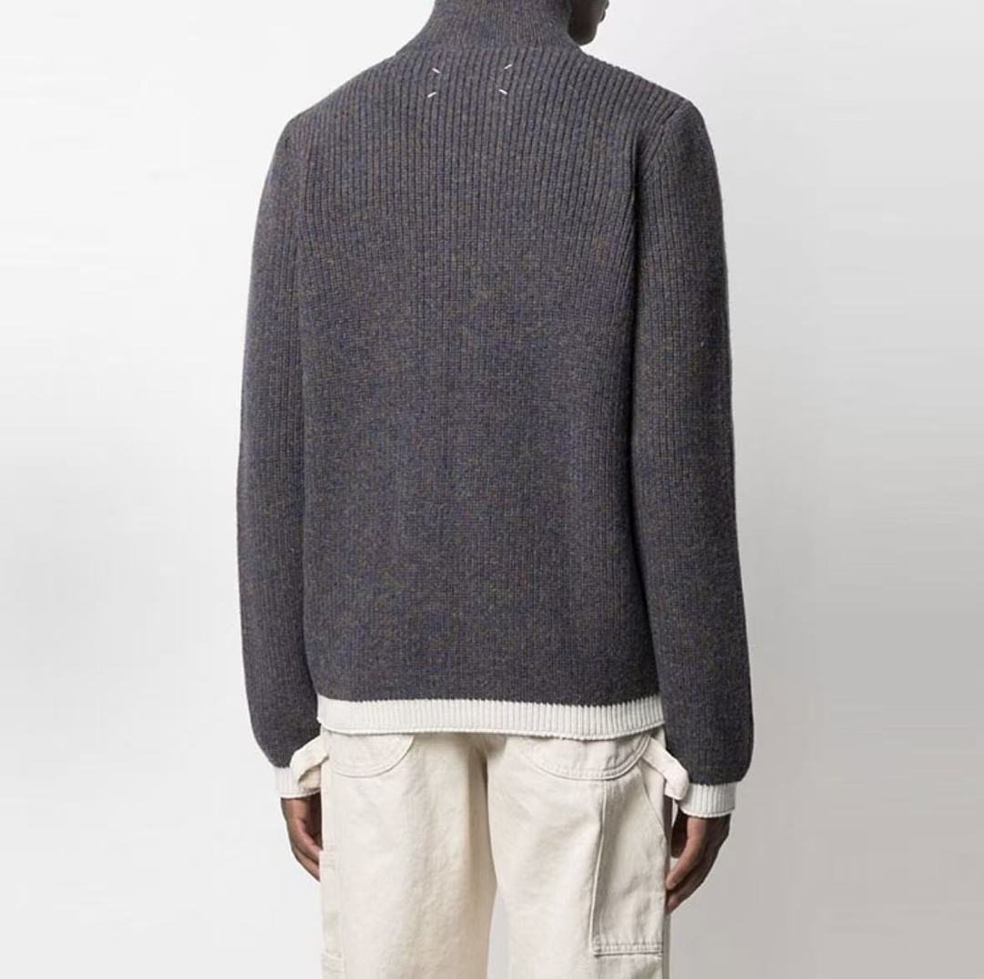 M🔥IS🔥N M🔥R🔥IE🔥A SWEATER