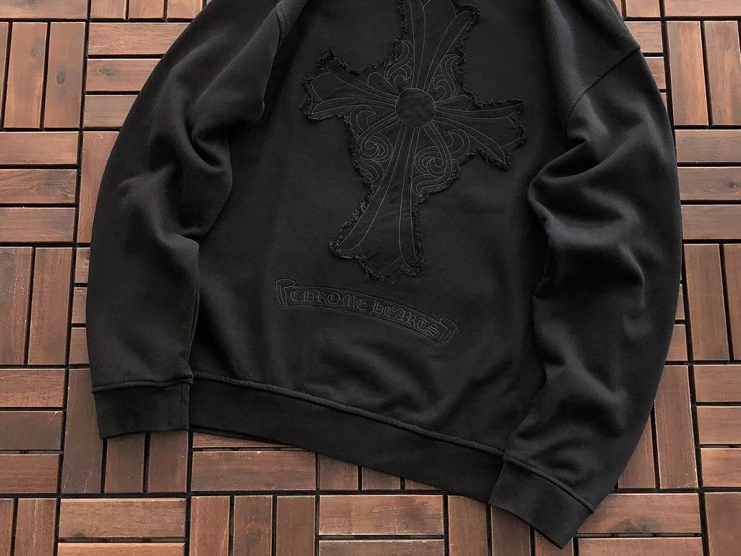 CH🔥OM🔥 HE🔥RTS HOODIE