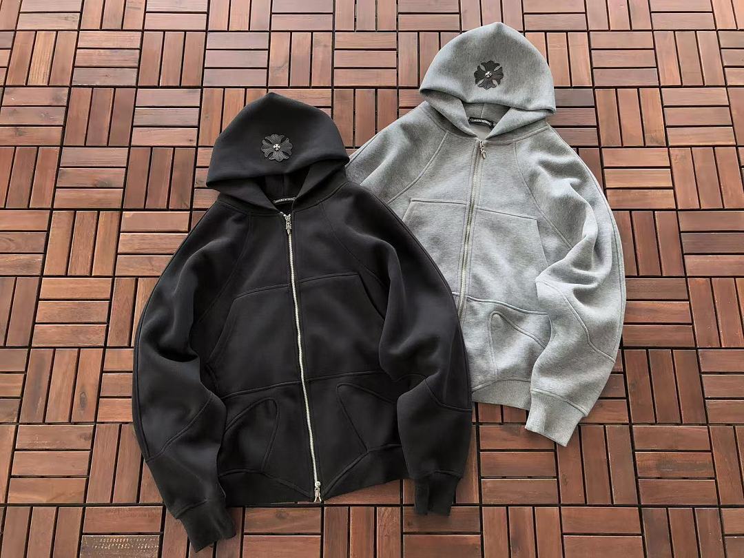 CH🔥OM🔥 HE🔥RTS HOODIE