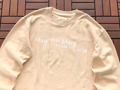 M🔥IS🔥N M🔥R🔥IE🔥A SWEATER