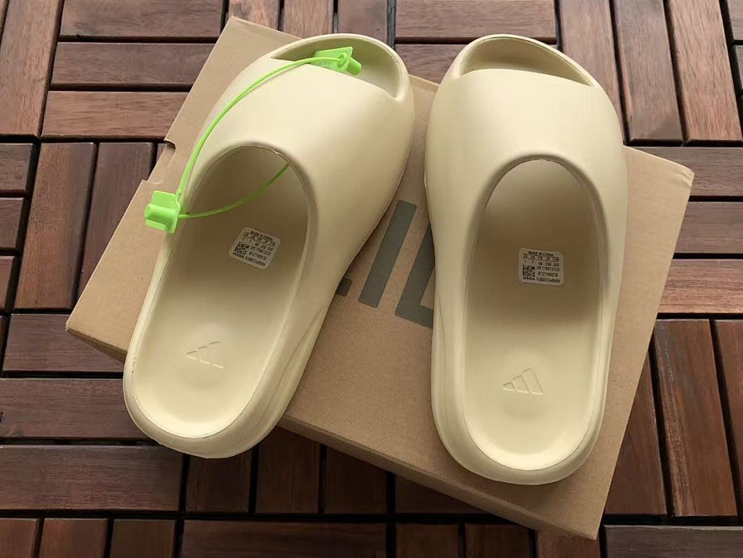 🔥DI🔥AS & Y🔥🔥ZY SLIPPERS
