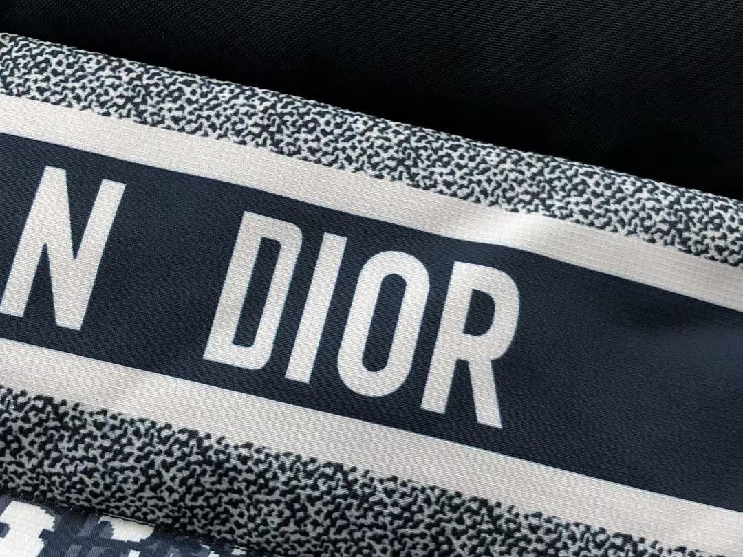 D🔥O🔥 DOWN VEST