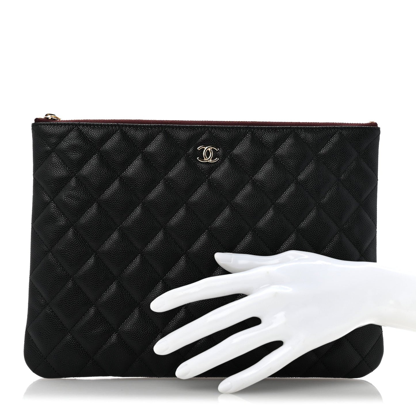 Caviar Quilted Medium Cosmetic Case Black