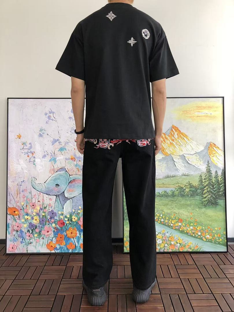 L🔥T-SHIRT
