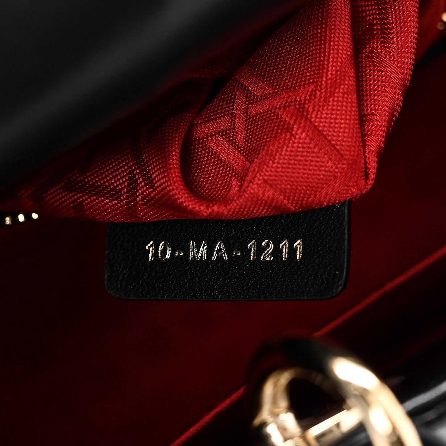 DIOR