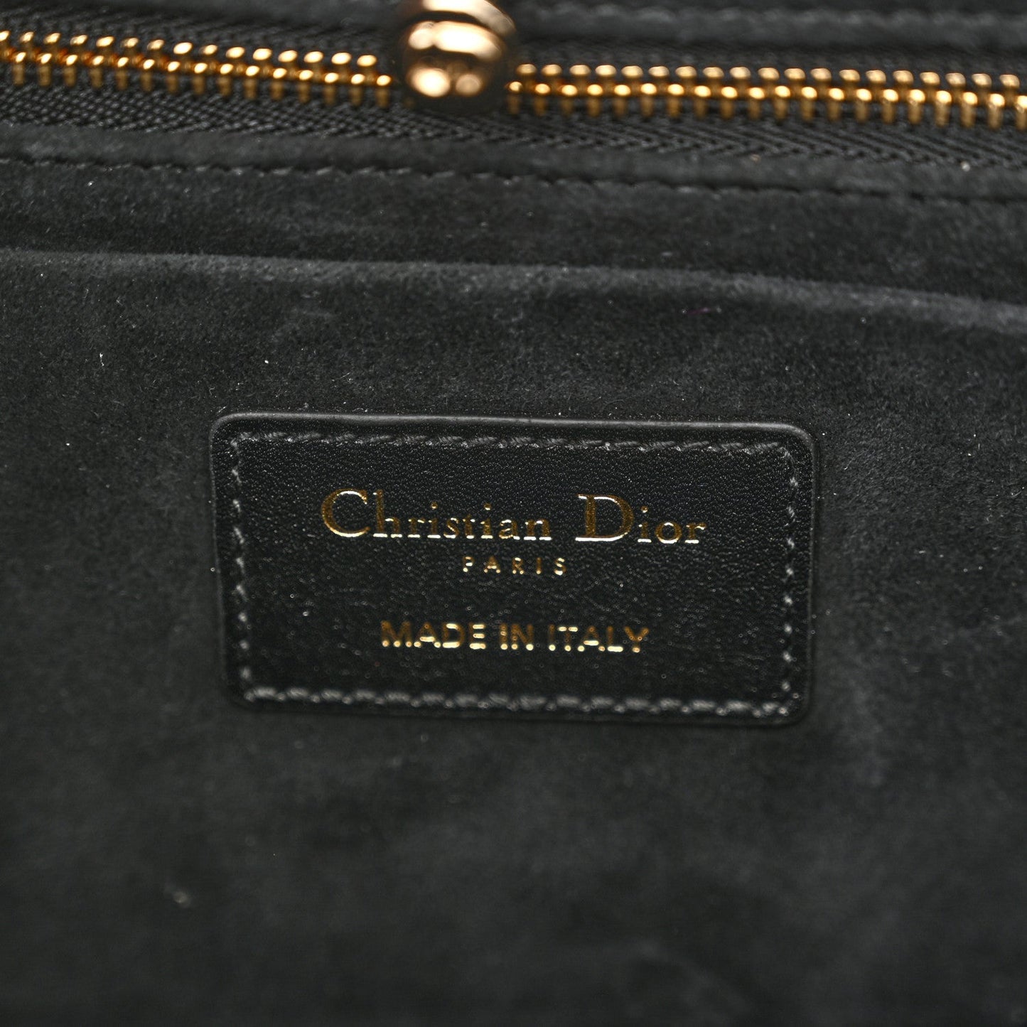 DIOR