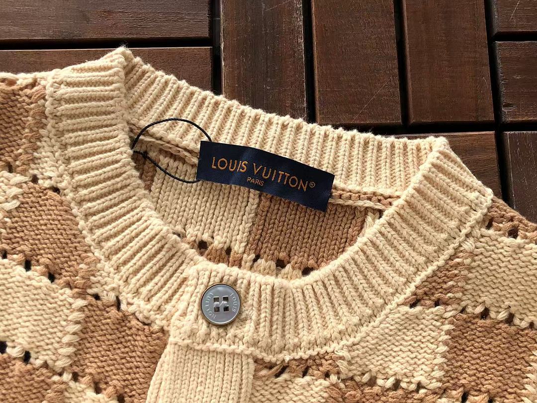 L🔥SWEATER