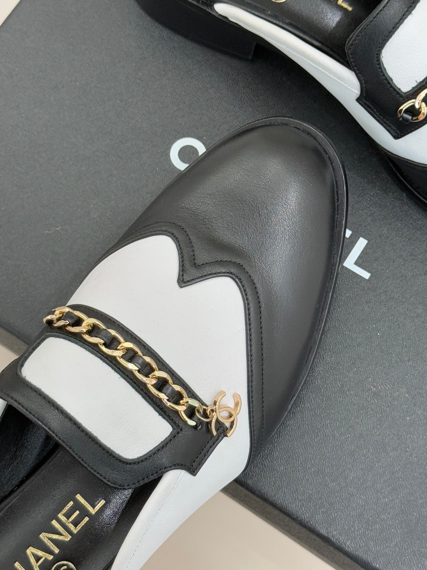 CHANEL