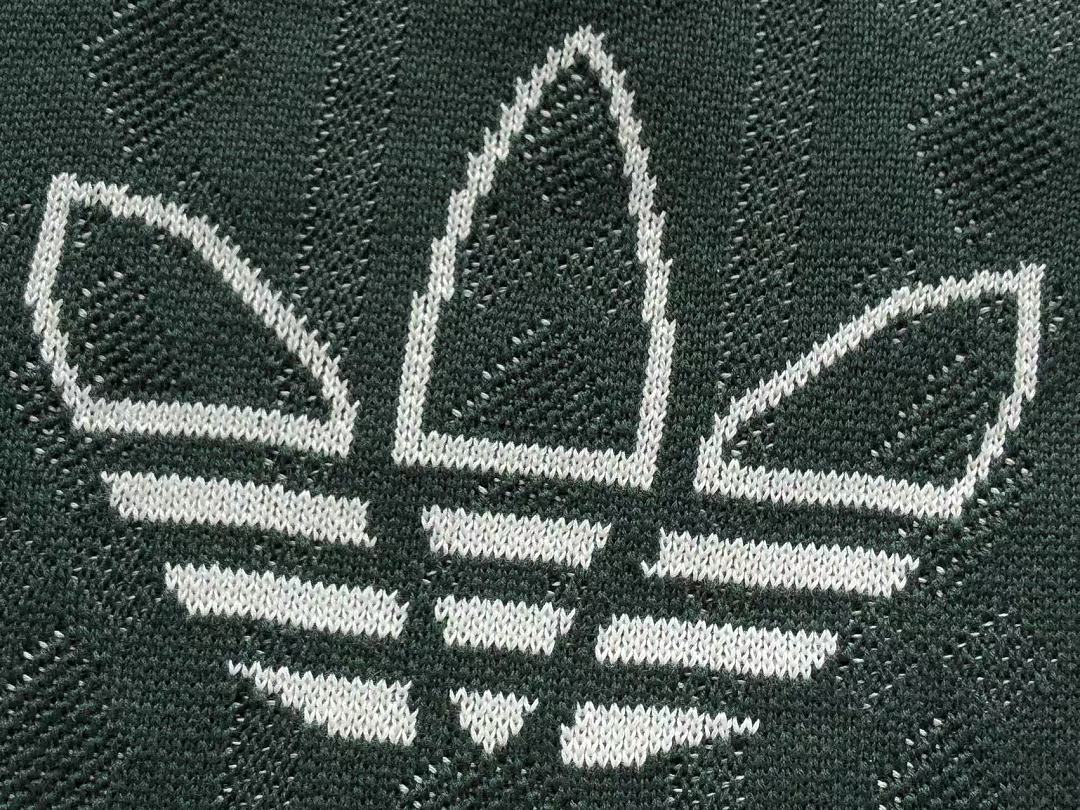 🔥DI🔥AS SWEATER