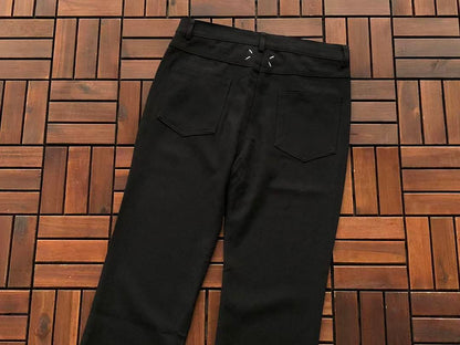 M🔥IS🔥N M🔥R🔥IE🔥A JEANS