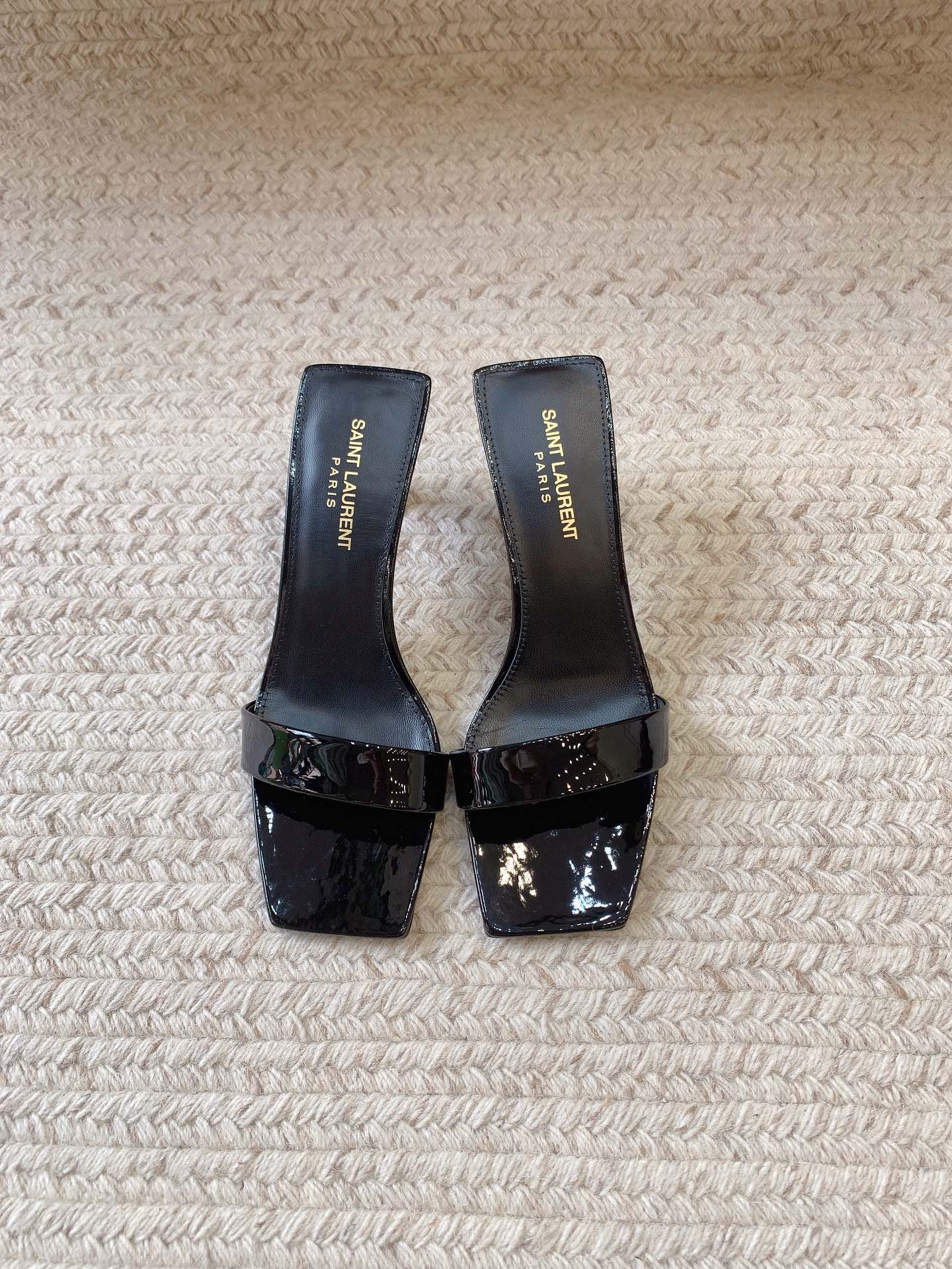 Saint Laurent