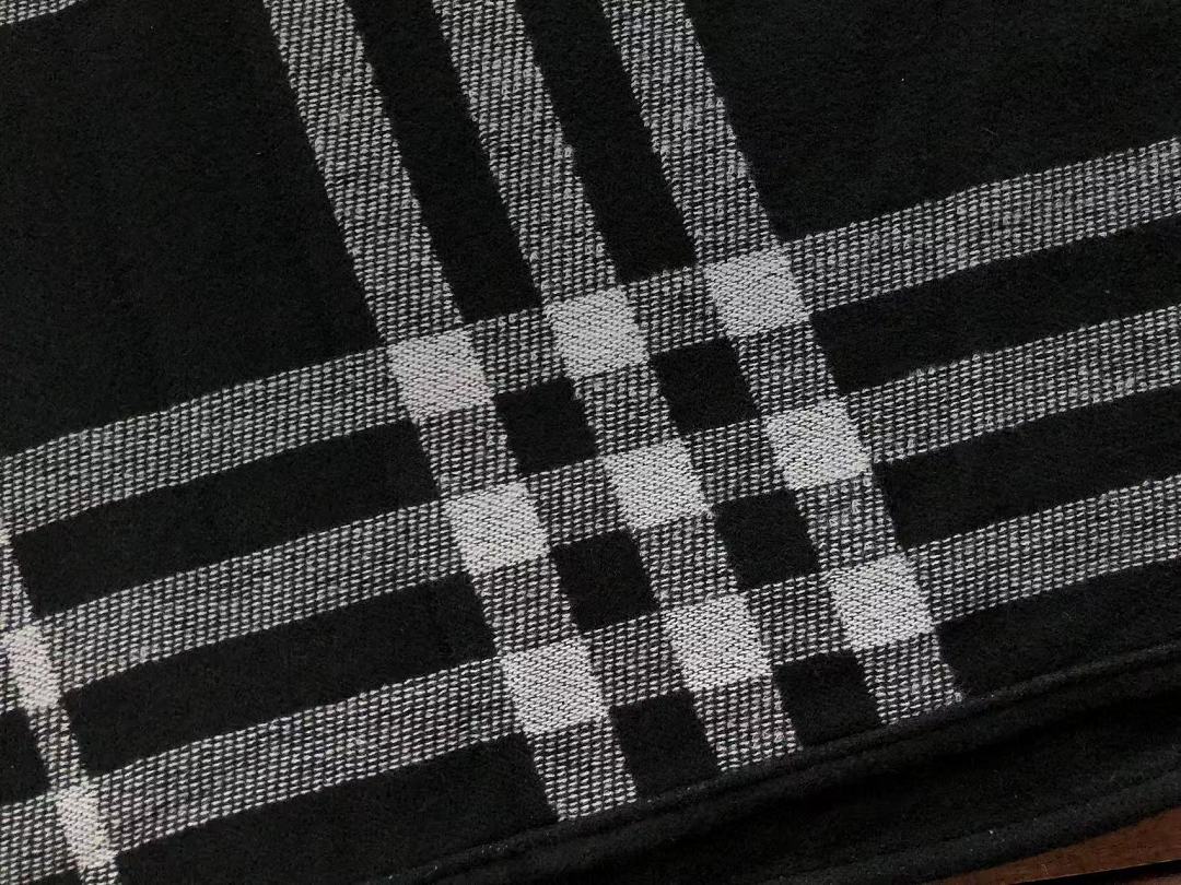 B🔥RB🔥RRY SCARF