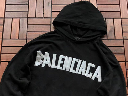 B🔥L🔥🔥🔥IA🔥A HOODIE