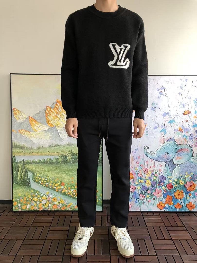 L🔥SWEATER