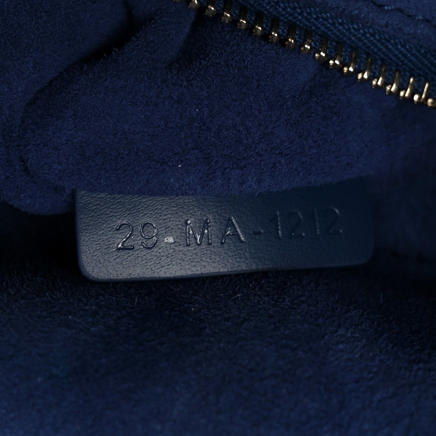 DIOR