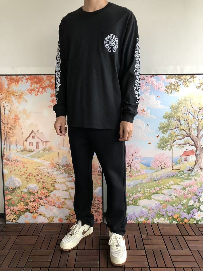CH🔥OM🔥 HE🔥RTS LONG-SLEEVE