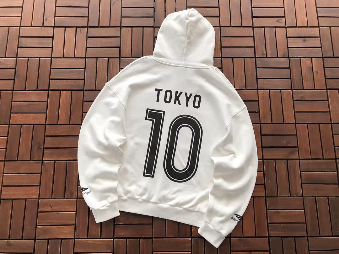 B🔥L🔥🔥🔥IA🔥A HOODIE