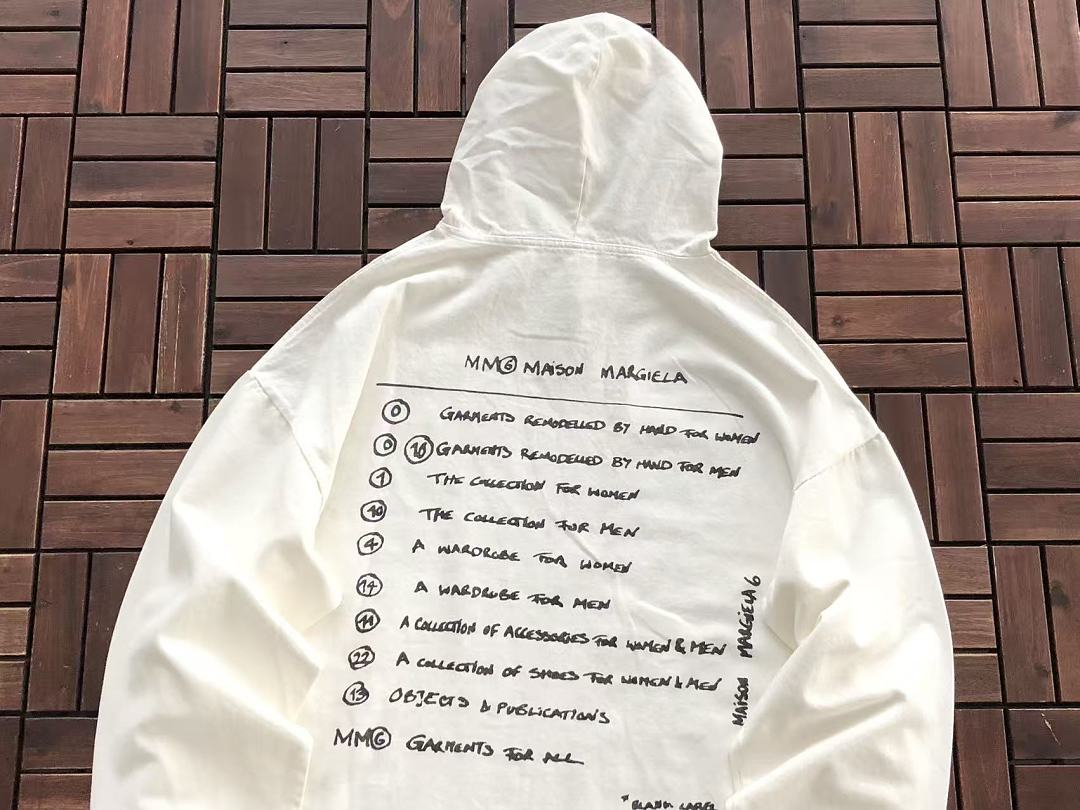 M🔥IS🔥N M🔥R🔥IE🔥A HOODIE