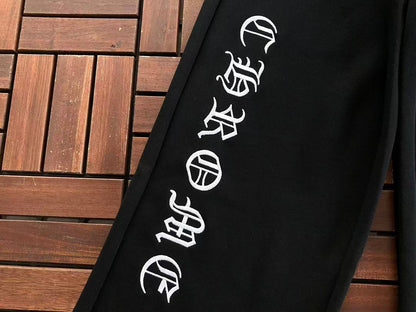 CH🔥OM🔥 HE🔥RTS TROUSERS