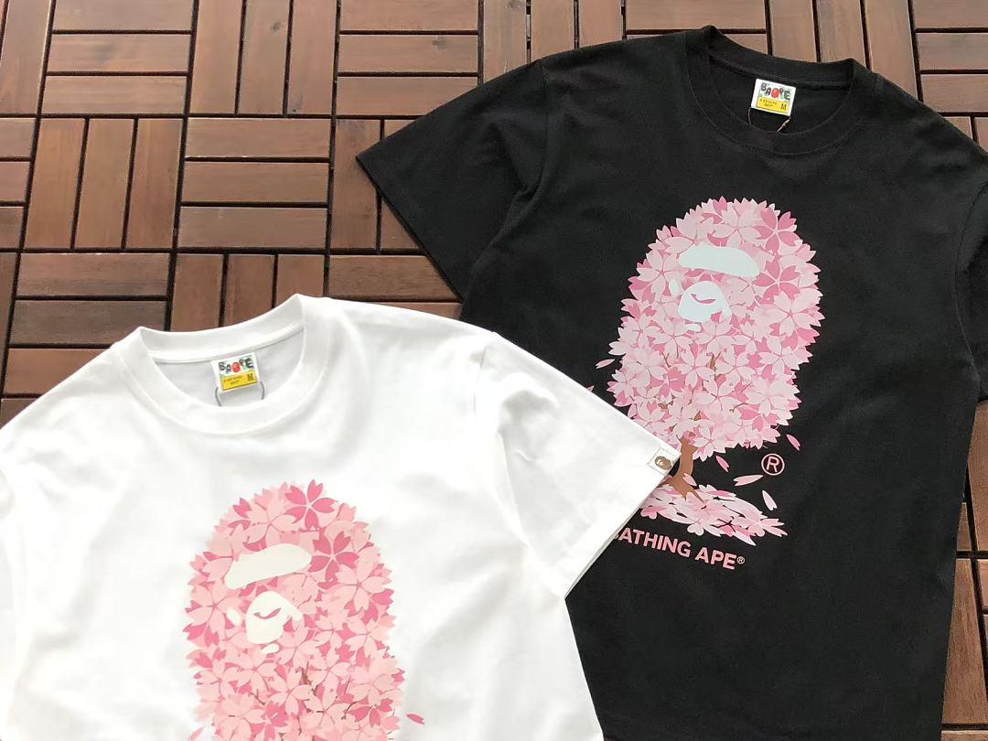 BAPE T-SHIRTo