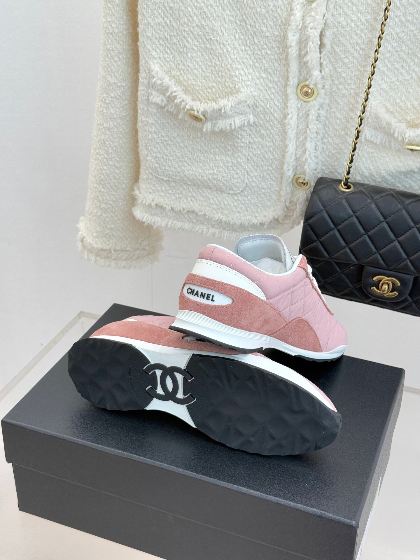 Cruise 2025/26 Trainers Cream Pink Suede Fabric