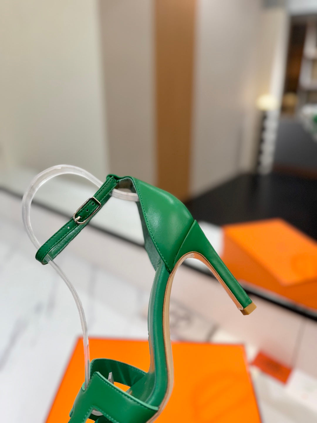 Hermès