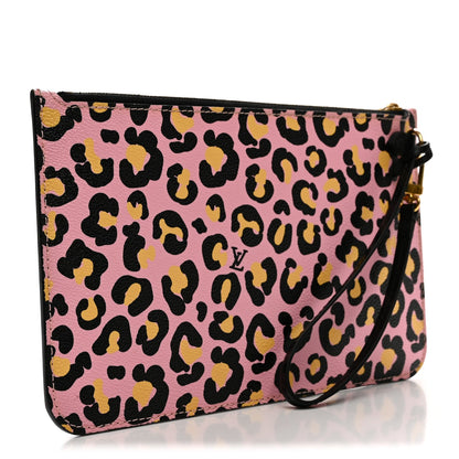 Monogram Giant Wild At Heart Neverfull MM Pochette Black