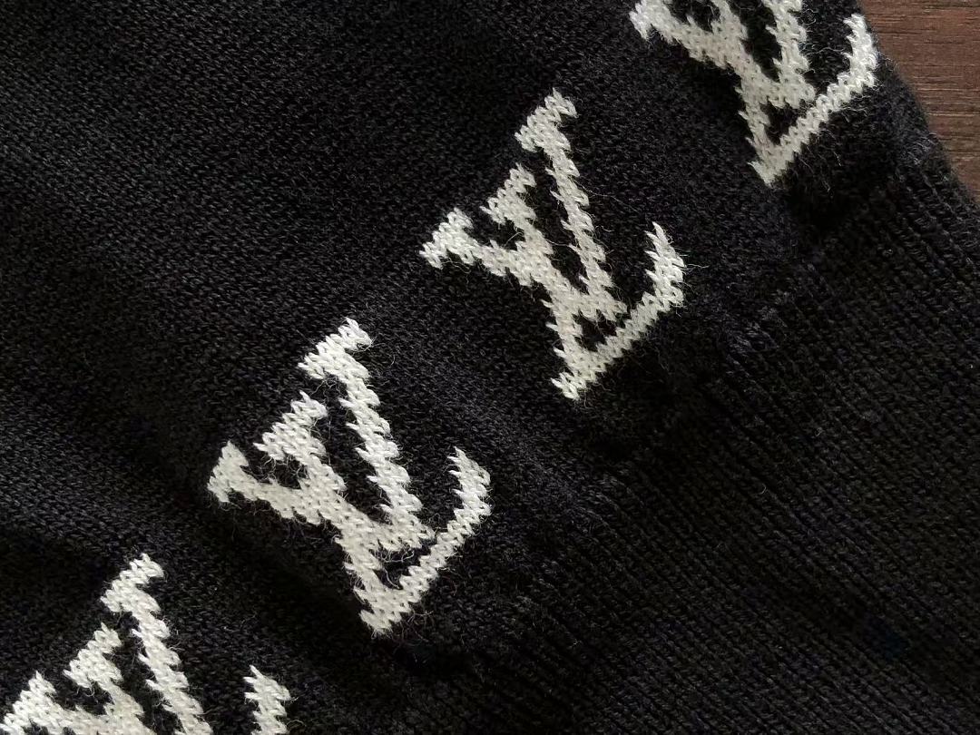 L🔥SWEATER