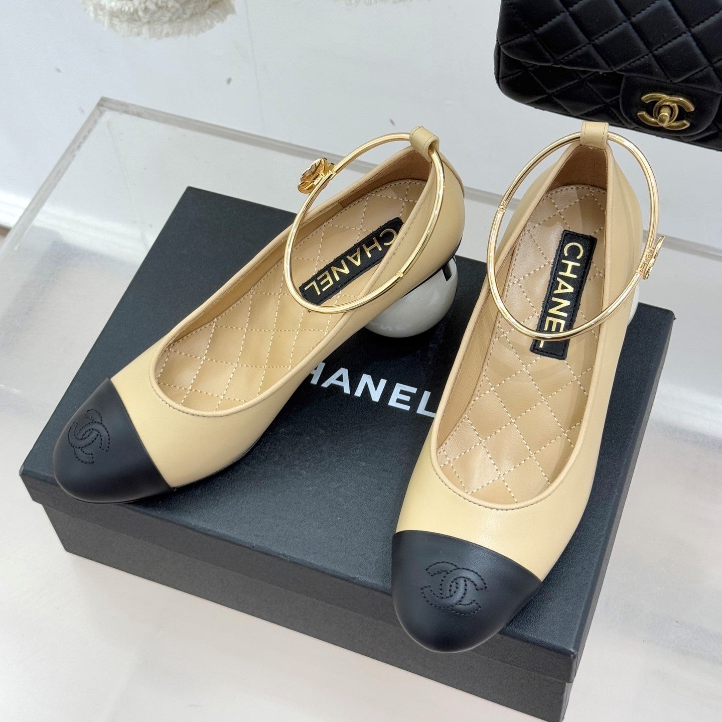 CHANEL