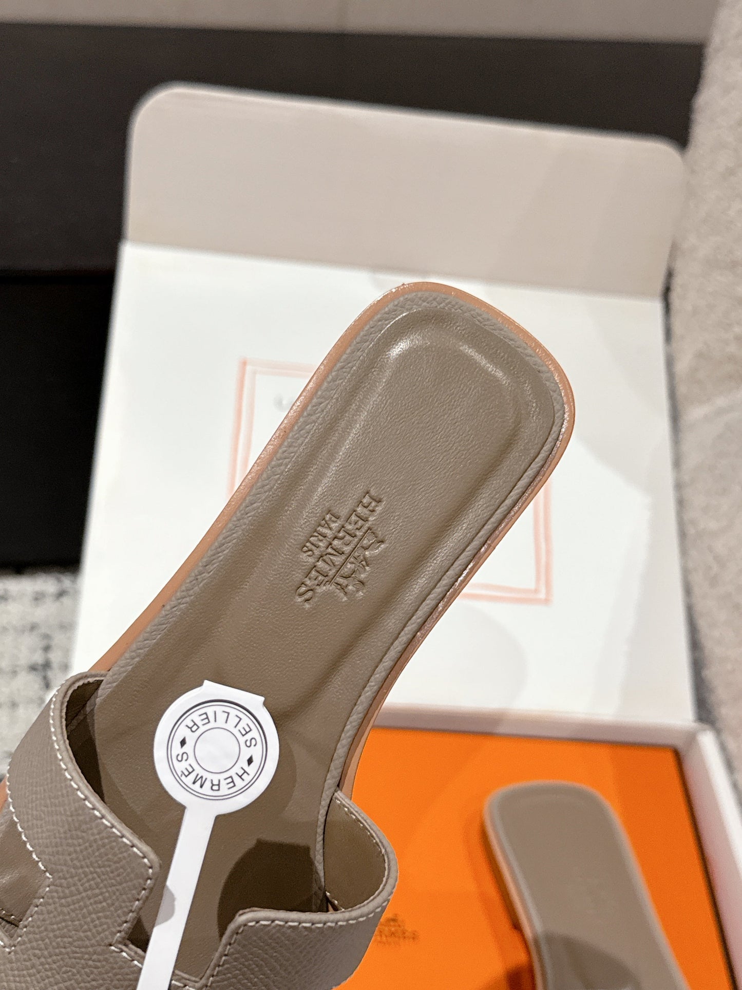 Hermès