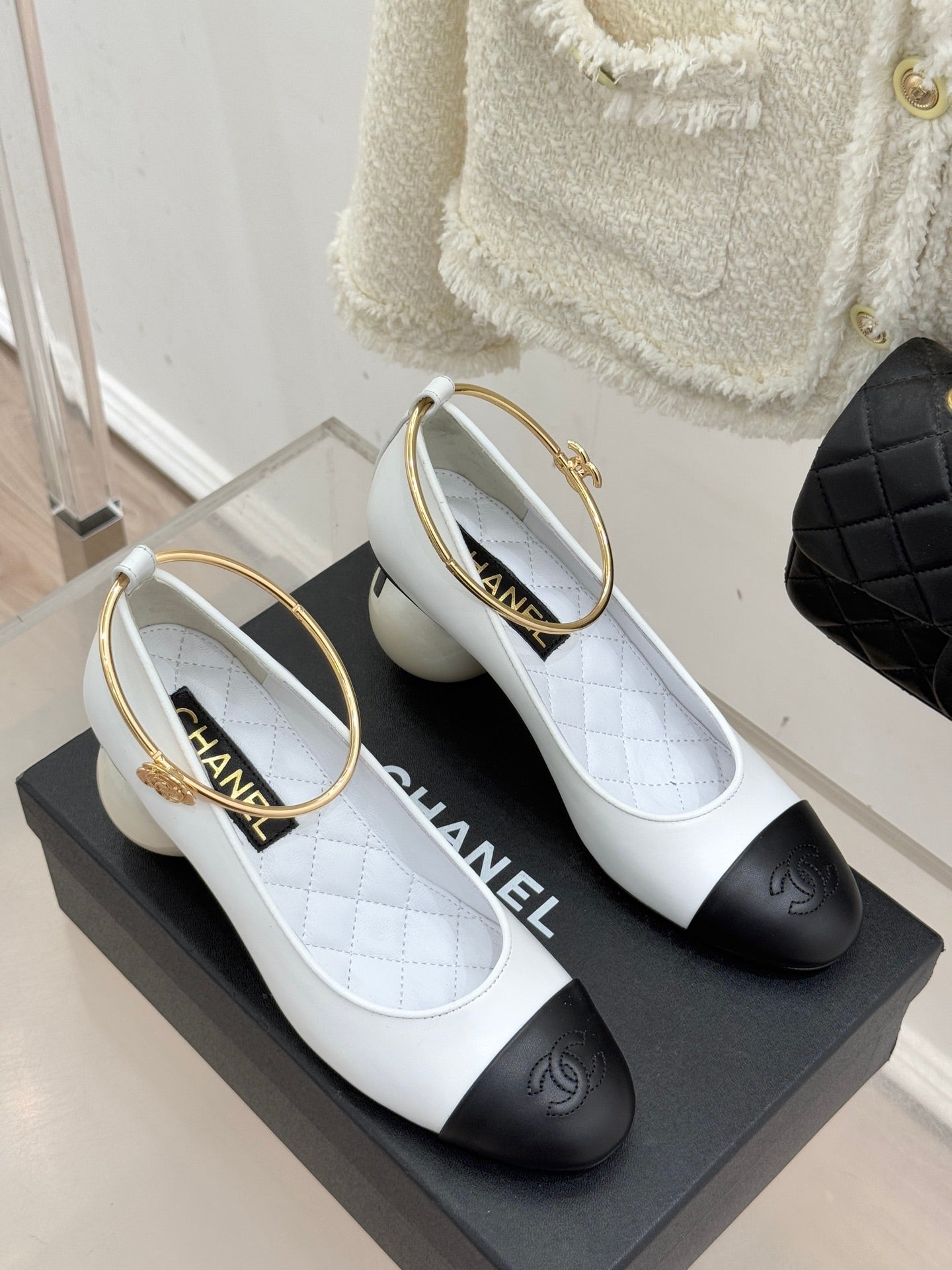 CHANEL