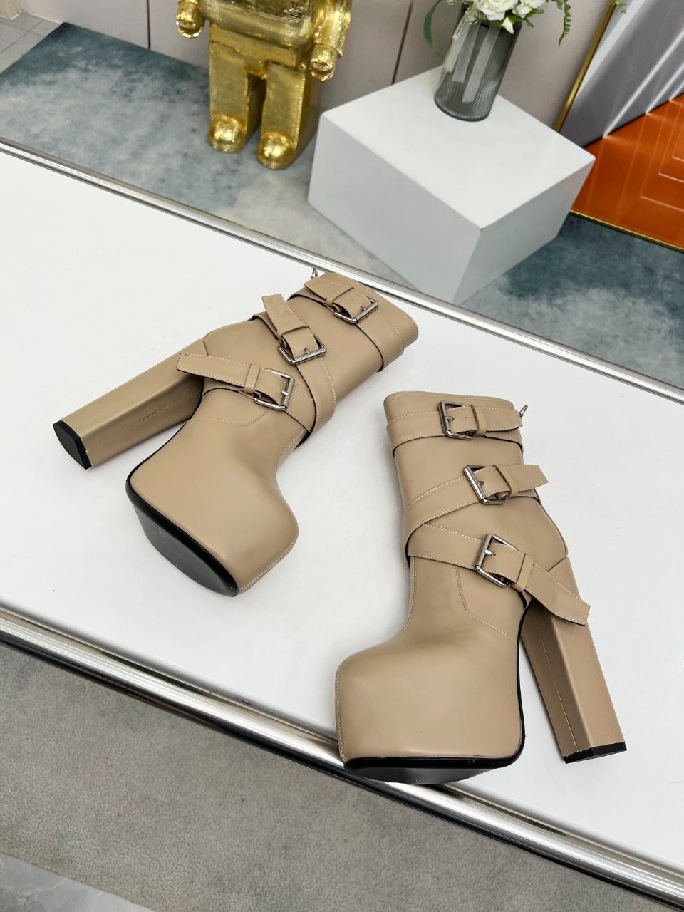Saint Laurent