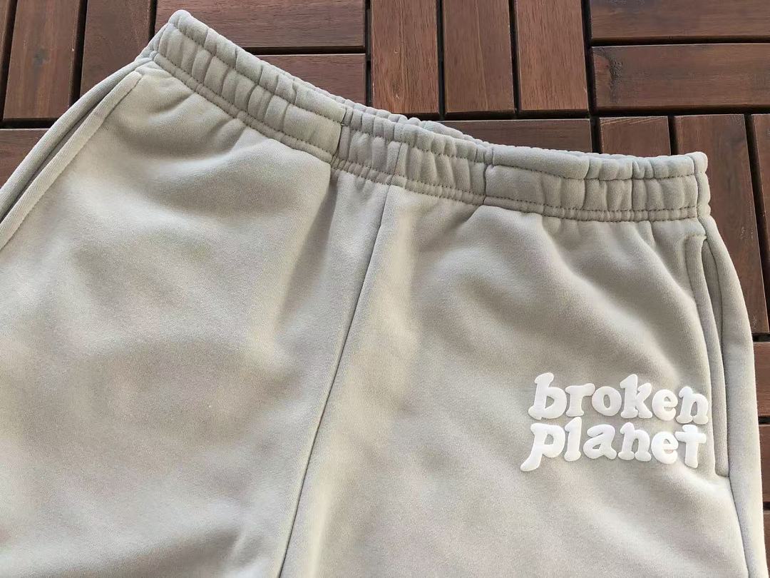 Chandal BROKEN PLANET
