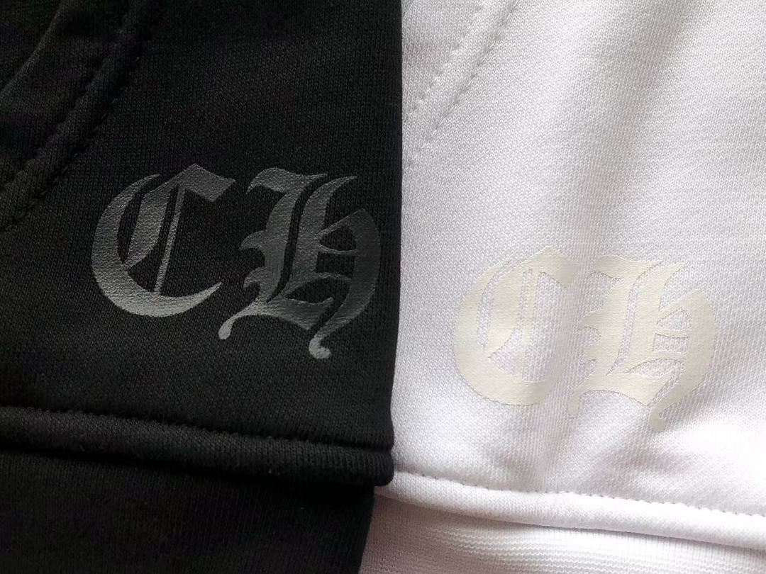 CH🔥OM🔥 HE🔥RTS HOODIE