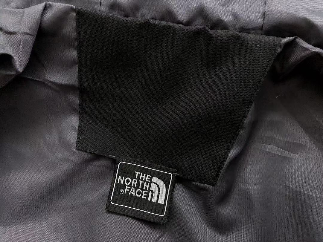 NORTH FAC£ Cortaviento