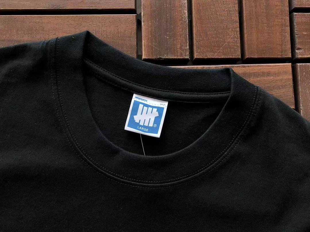 UNDEFEATED T-SHIRT