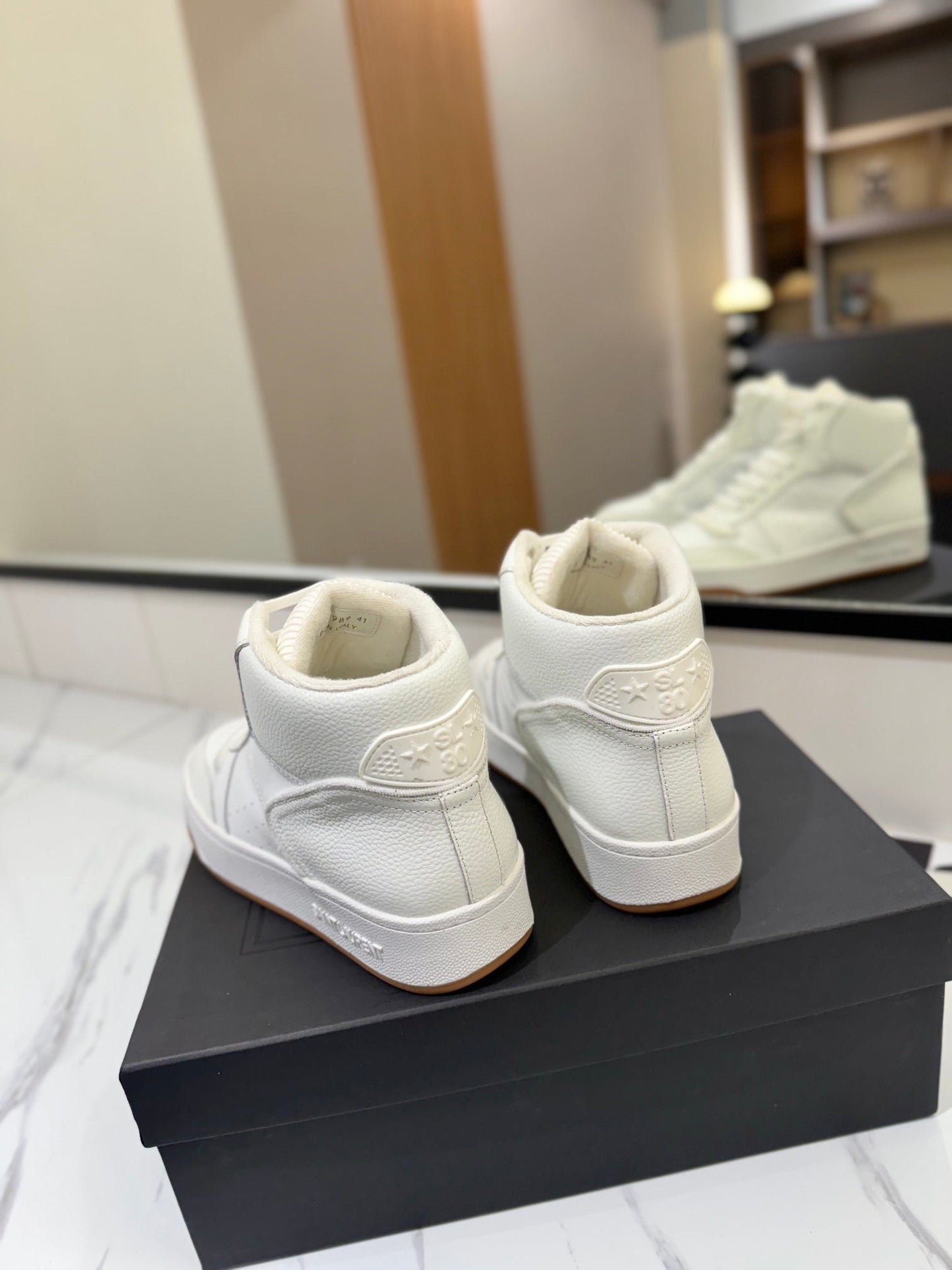 Saint Laurent