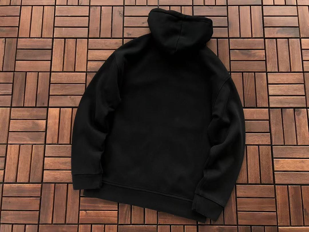 B🔥RB🔥RRY HOODIE