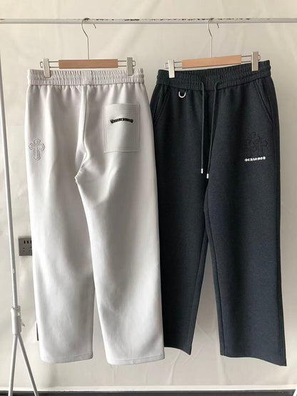 CH🔥OM🔥 HE🔥RTS TROUSERS
