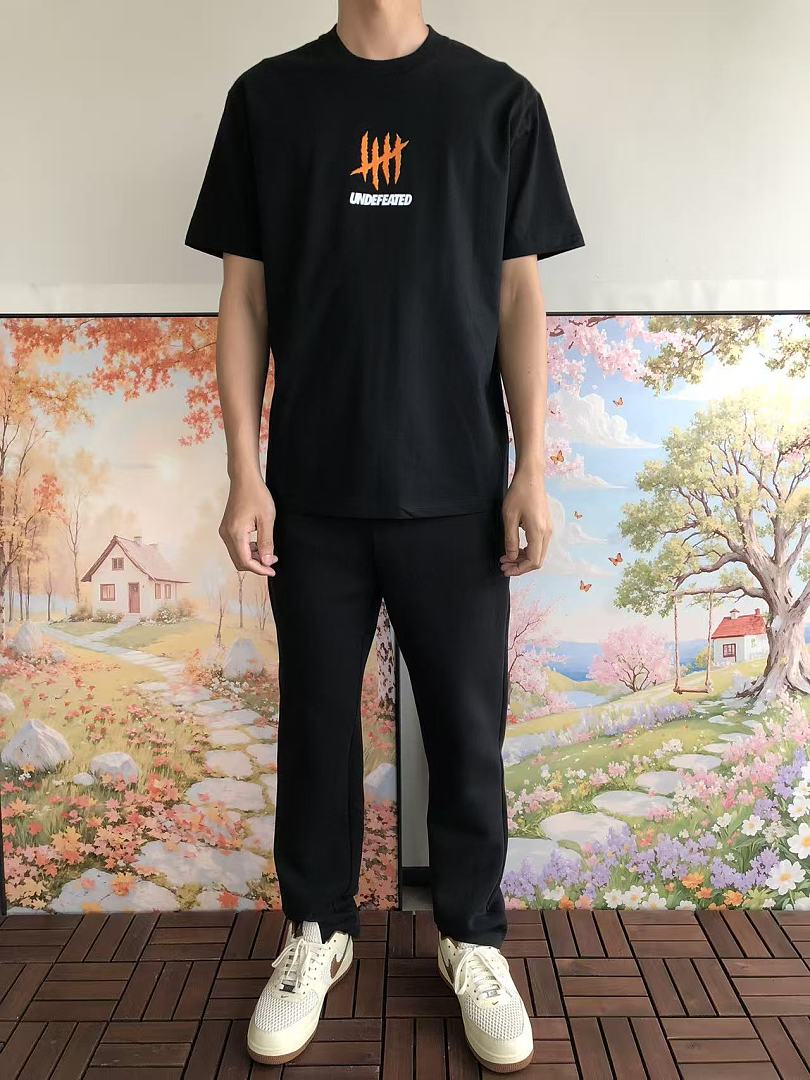 UNDEFEATED T-SHIRT