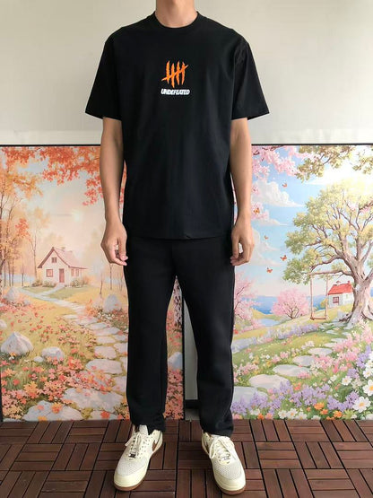 UNDEFEATED T-SHIRT