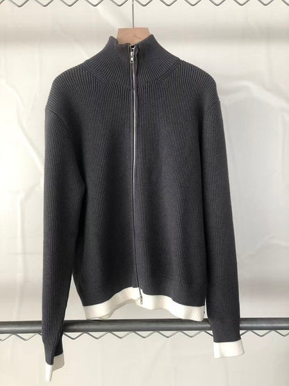 M🔥IS🔥N M🔥R🔥IE🔥A SWEATER